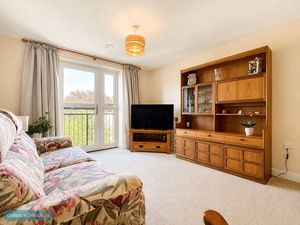 Sitting room- click for photo gallery